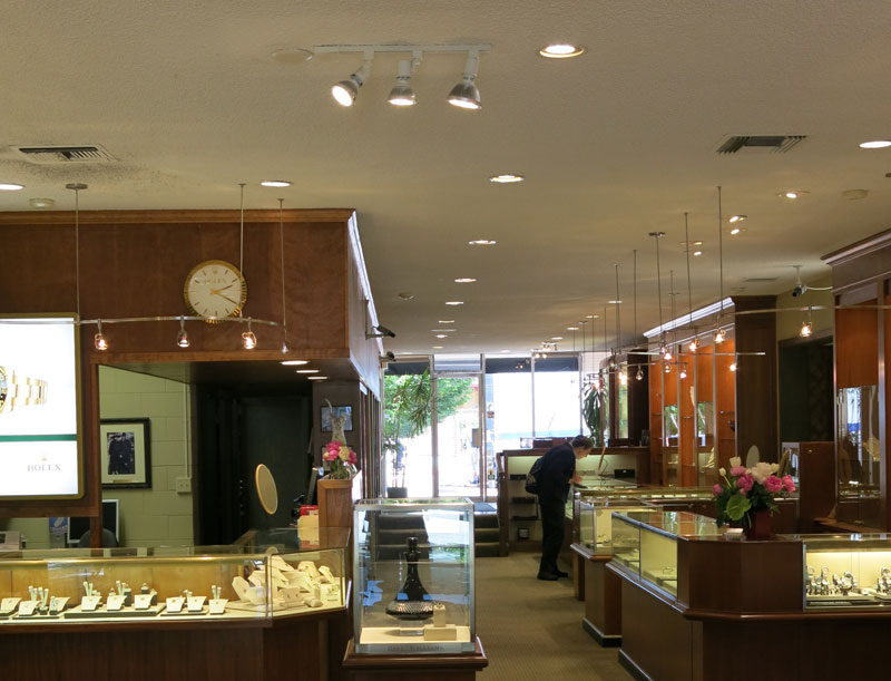 Dell Williams Jewelers at 1320 Pacific Avenue in Santa